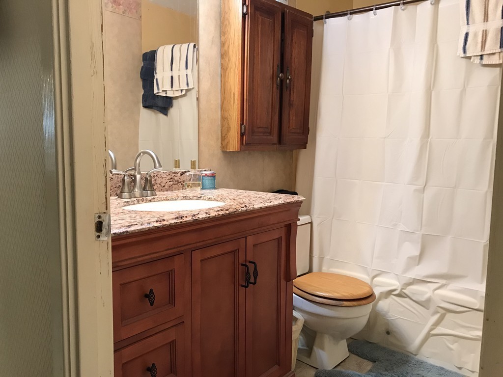 192 Lancashire Road Springfield, MA 01104 - Photo 11 of 18 Gallery Image 11
