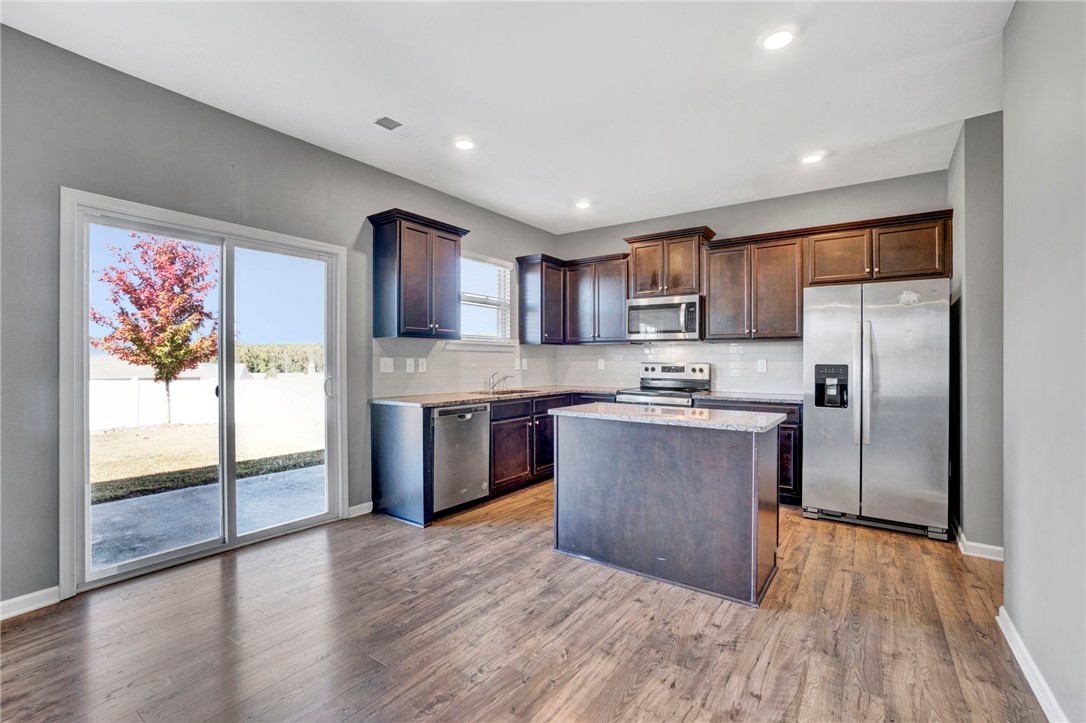 733 Liberty Walk Lane Simpsonville, SC 29681 - Photo 17 of 49