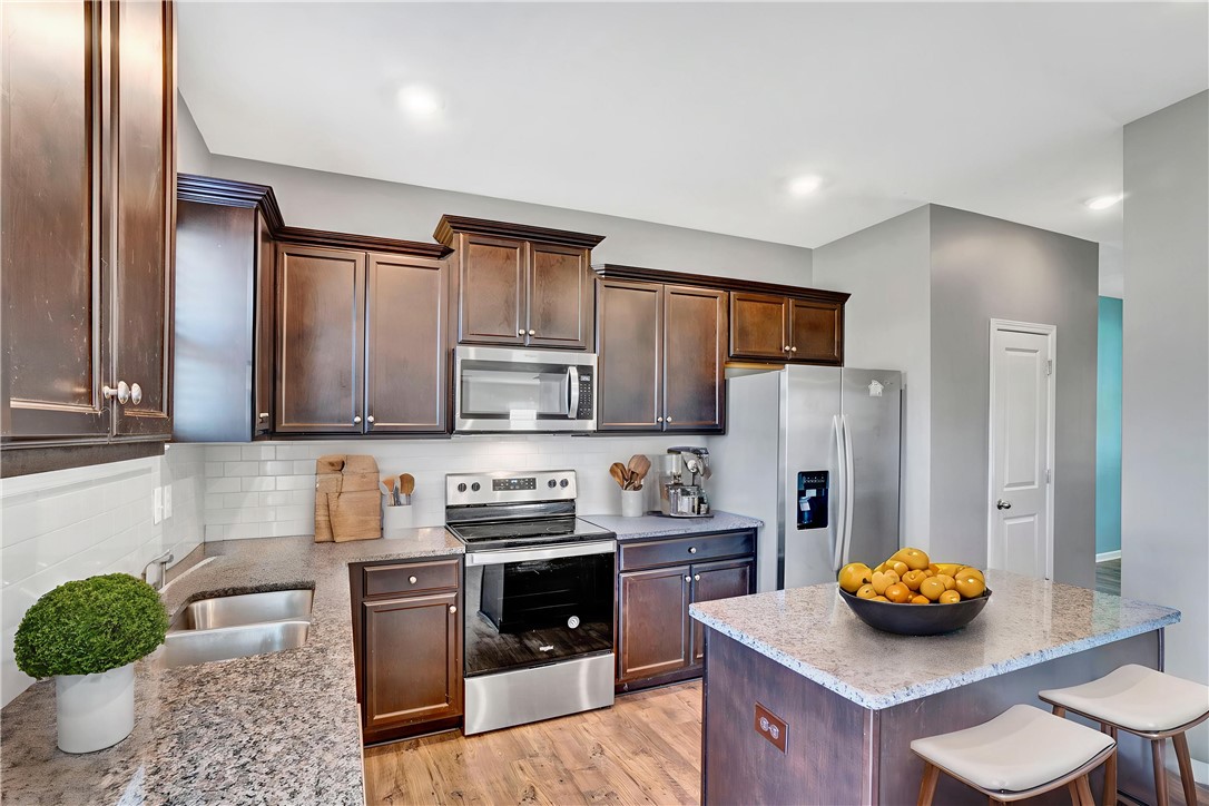 733 Liberty Walk Lane Simpsonville, SC 29681 - Photo 10 of 49