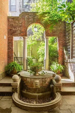 $15,000,000 | 238 West 11th Street | West Village