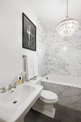 $15,000,000 | 238 West 11th Street | West Village