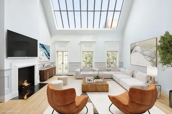 $15,000,000 | 238 West 11th Street | West Village