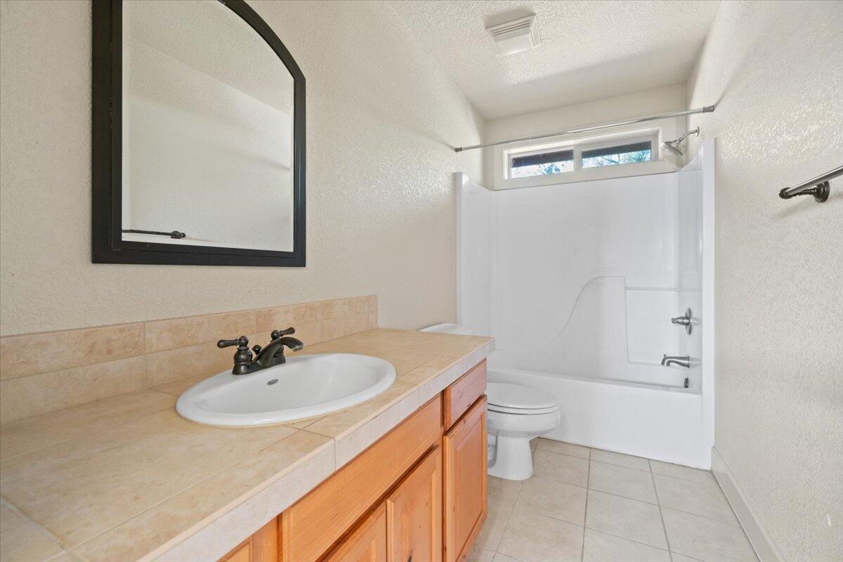 16870 Downey Road Bend, OR 97707 - Photo 29 of 56 44-49-print-Riley Visuals-49