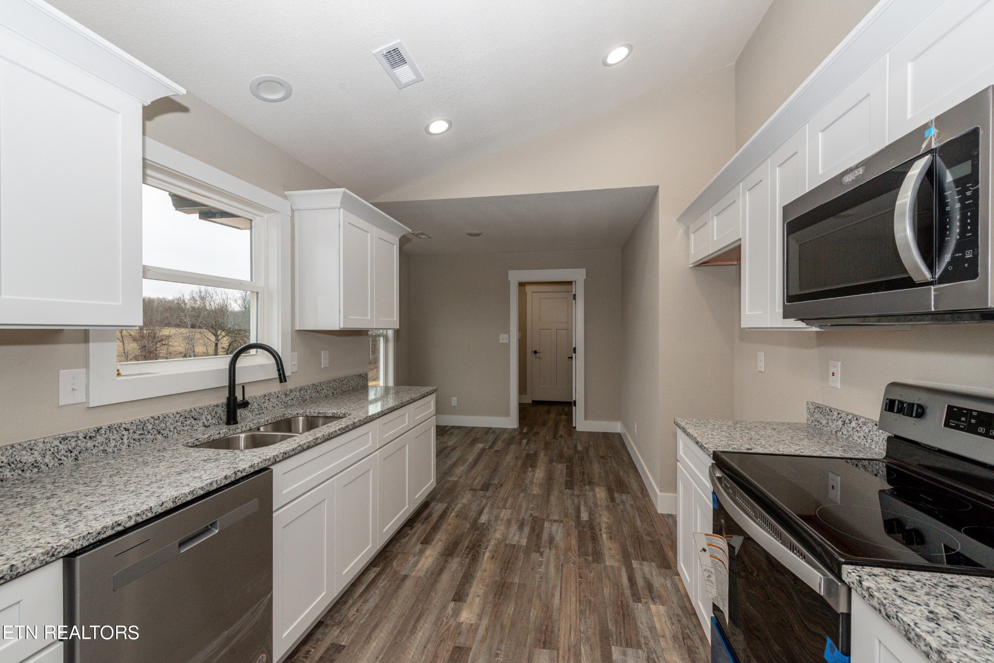 6221 Lanier Road Maryville, TN 37801 - Photo 14 of 35 Gallery Image 14