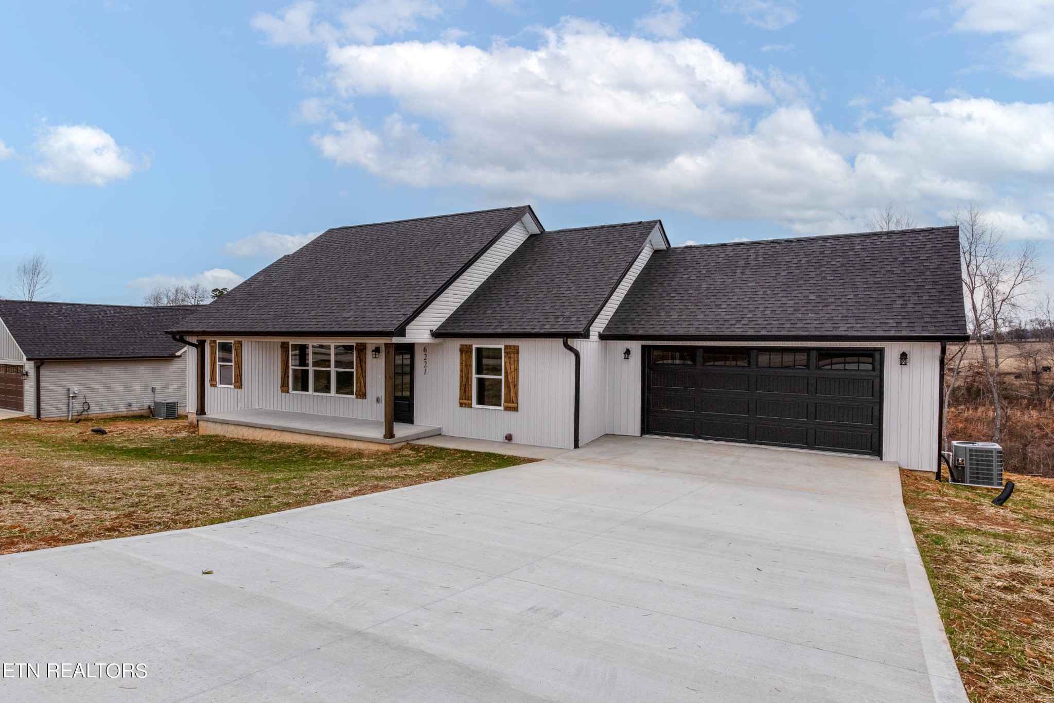 6221 Lanier Road Maryville, TN 37801 - Photo 3 of 35 Gallery Image 3