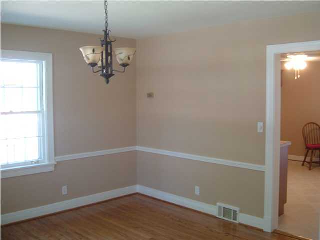 233 Ring Road Louisville, KY 40207 - Photo 3 of 9 Additional Photo