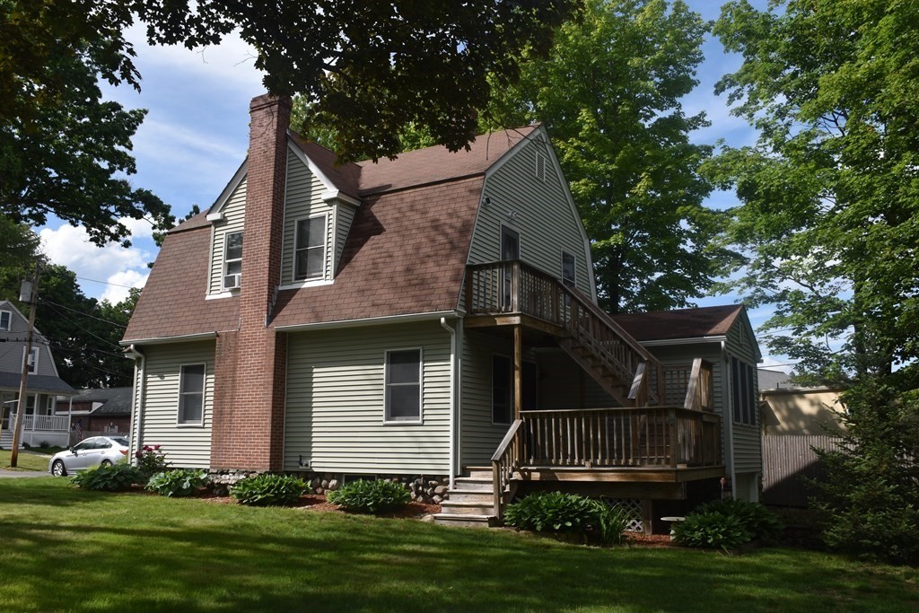 20 Holt Road Holden, MA 01520 - Photo 3 of 32