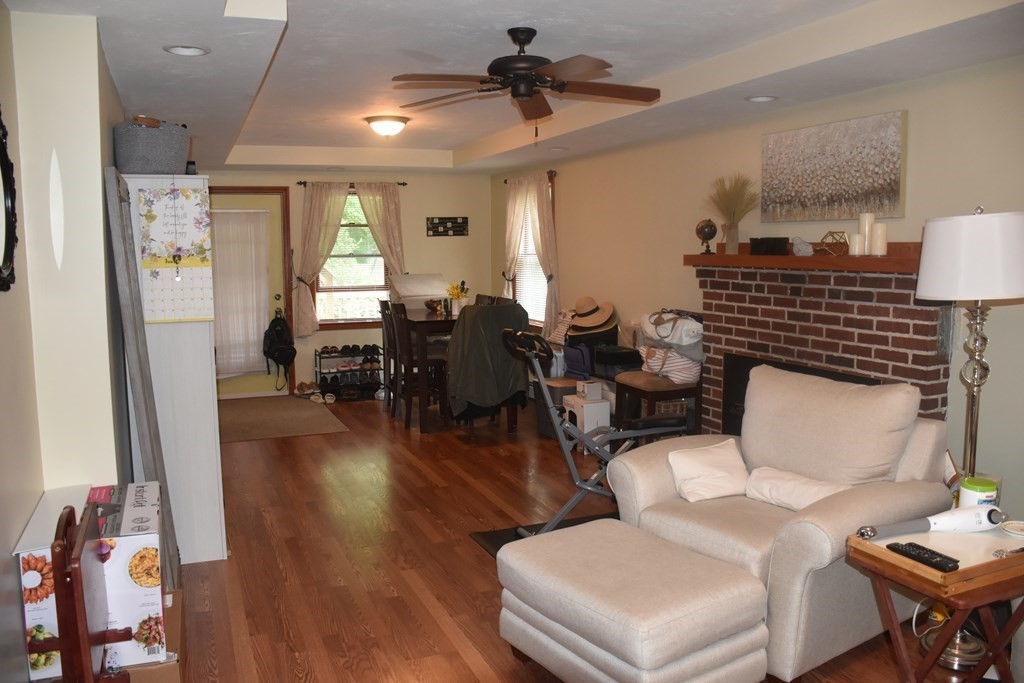 20 Holt Road Holden, MA 01520 - Photo 8 of 32