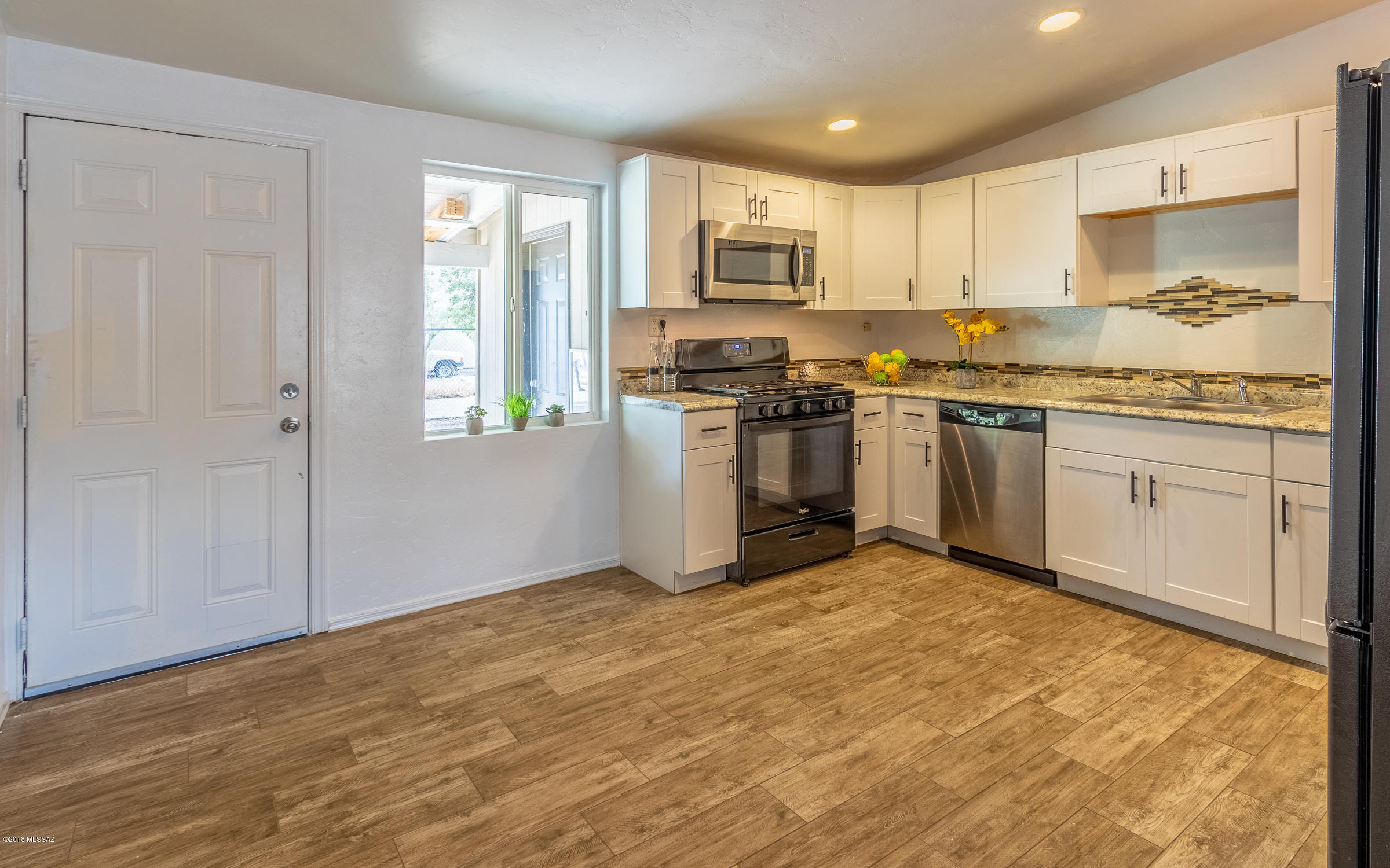 610 North Silverbell Road Tucson, AZ 85745 - Photo 9 of 23 Gallery Image 9