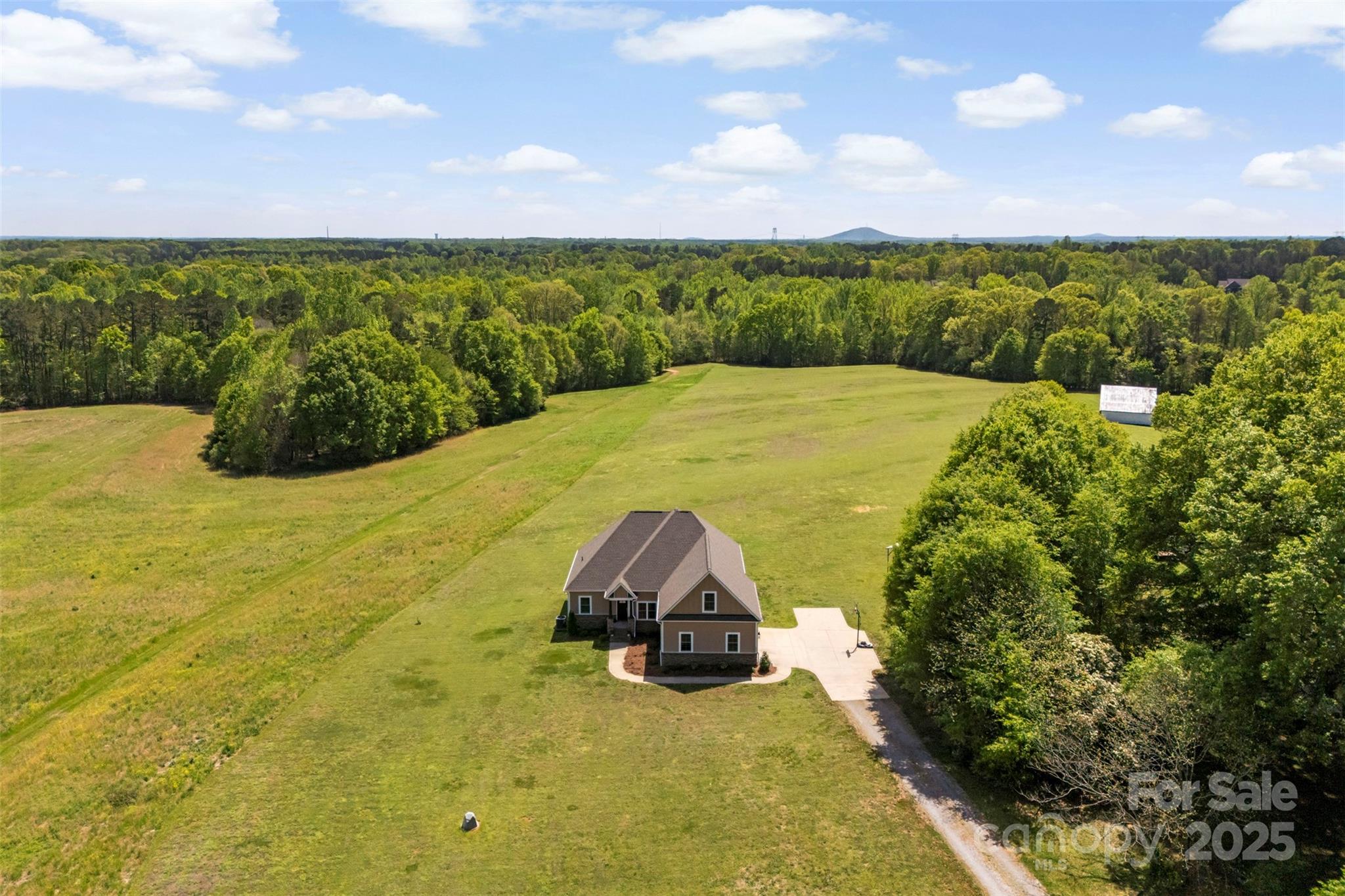 244 Alexis Lucia Road Alexis, NC 28006 - Photo 4 of 31 Gallery Image 4
