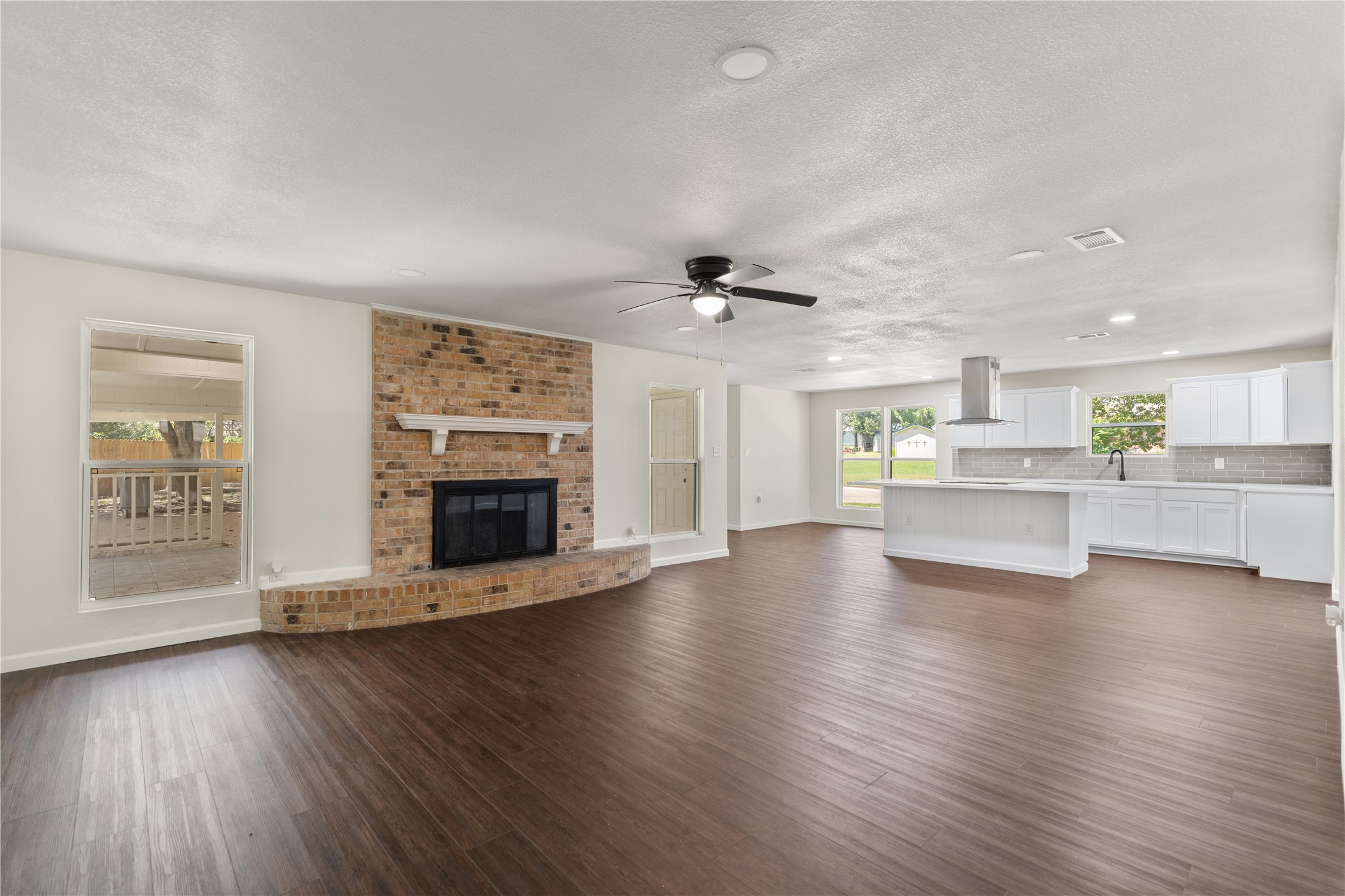 735 Laurelia Loop Corrigan, TX 75939 - Photo 8 of 48 Fabulous Open Concept Family and Kitchen with separate Dining and Breakfast Area