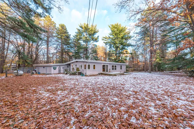 $309,000 | 13375 Noah Road, Gregory, MI 48137