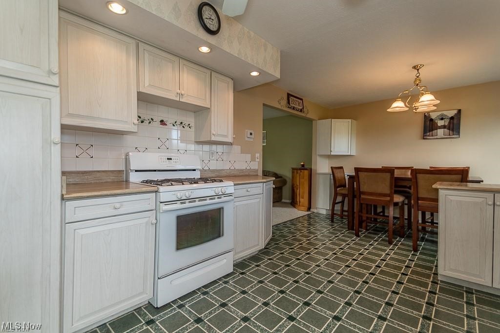 9335 Root Road North Ridgeville, OH 44039 - Photo 7 of 29 Gallery Image 7