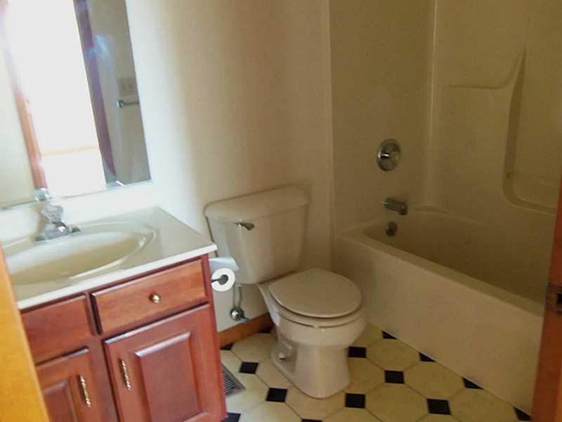 4498 Hollwood Road Springfield, OH 45502 - Photo 14 of 17 Gallery Image 14