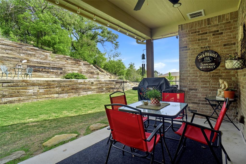 1024 Tex Lane Springtown, TX 76082 - Photo 11 of 40