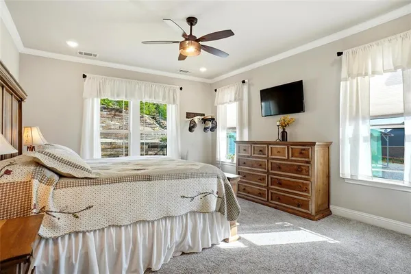 $485,500 | 1024 Tex Lane, Springtown, TX 76082