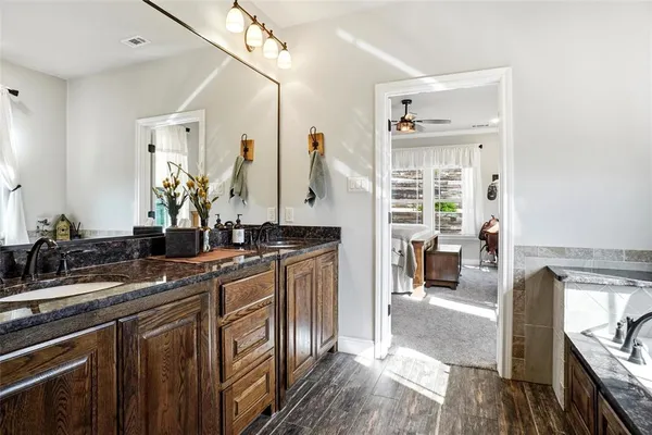 $485,500 | 1024 Tex Lane, Springtown, TX 76082