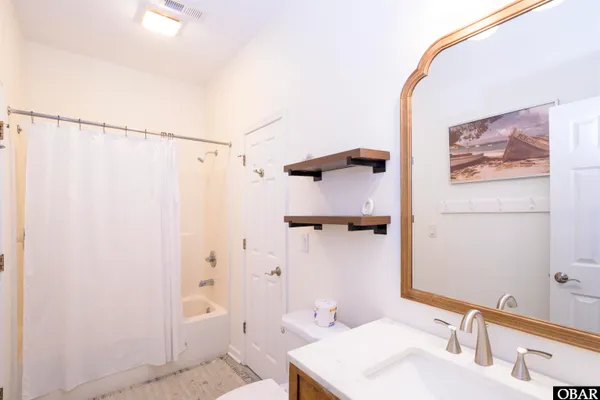 $1,299,000 | 8812 South Old Oregon Inlet Road, Nags Head, NC 27959