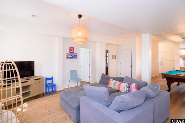 $1,299,000 | 8812 South Old Oregon Inlet Road, Nags Head, NC 27959