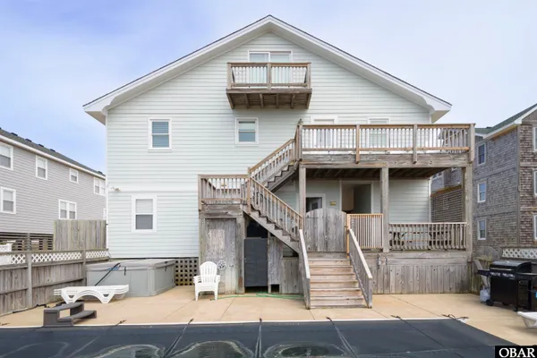 $1,299,000 | 8812 South Old Oregon Inlet Road, Nags Head, NC 27959