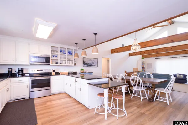 $1,299,000 | 8812 South Old Oregon Inlet Road, Nags Head, NC 27959