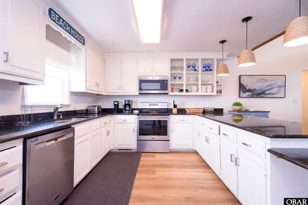 $1,299,000 | 8812 South Old Oregon Inlet Road, Nags Head, NC 27959