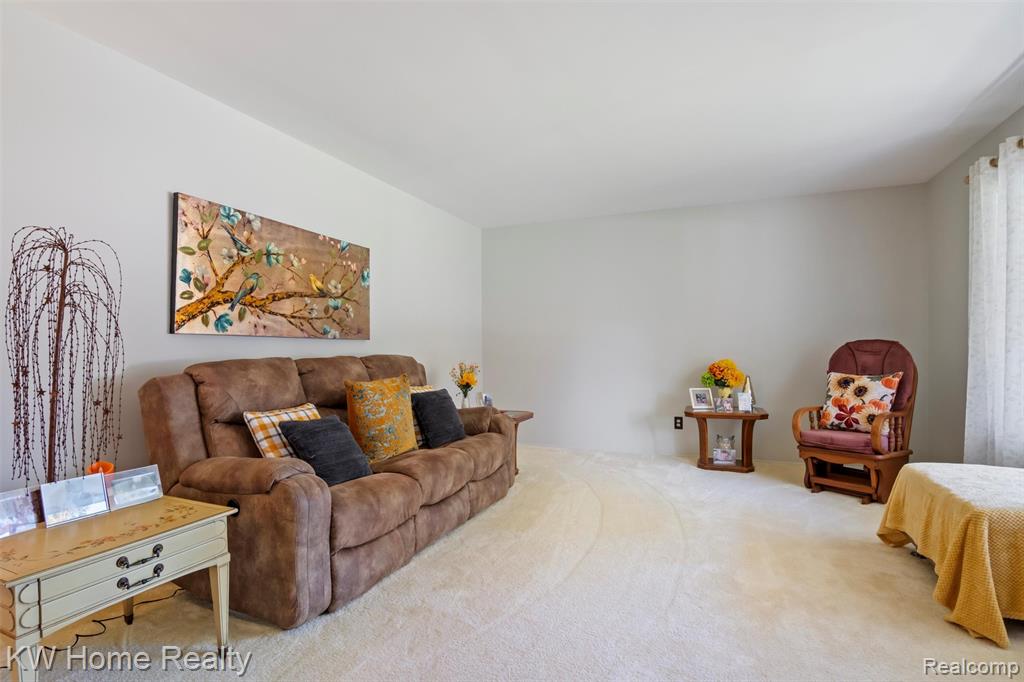 5334 Dunster Road Grand Blanc, MI 48439 - Photo 8 of 74 Gallery Image 8