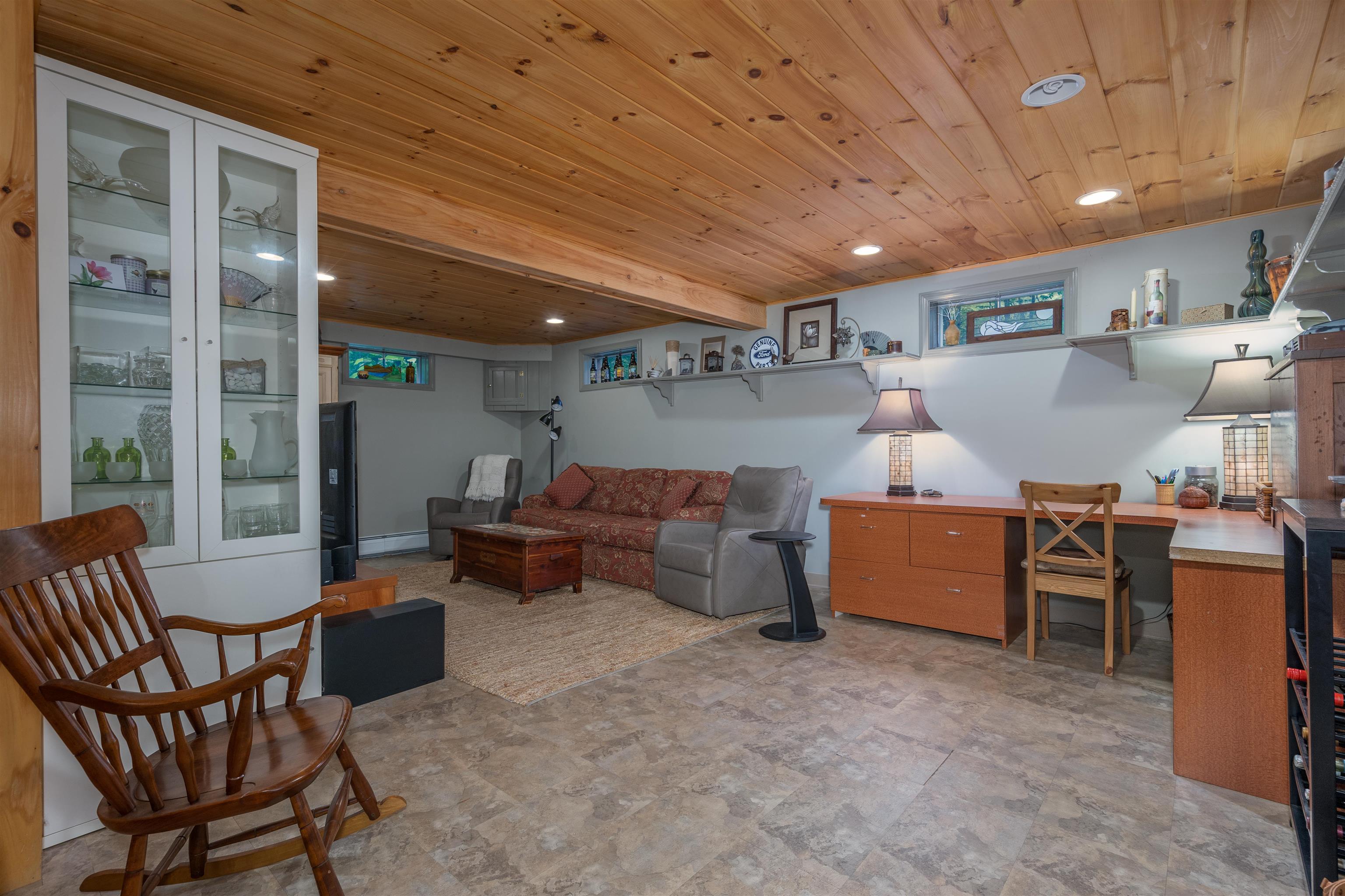 167 Lane Road Holderness, NH 03245 - Photo 18 of 31