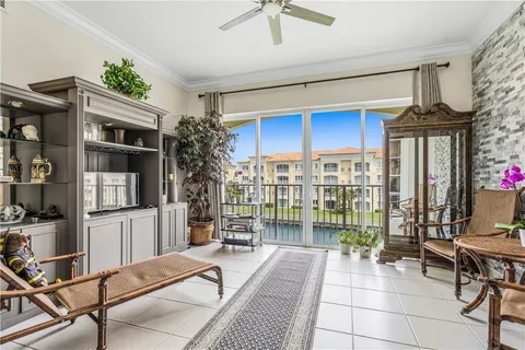 $392,000 | 19 Harbour Isle Drive West, Unit 305, Hutchinson Island, FL 34949