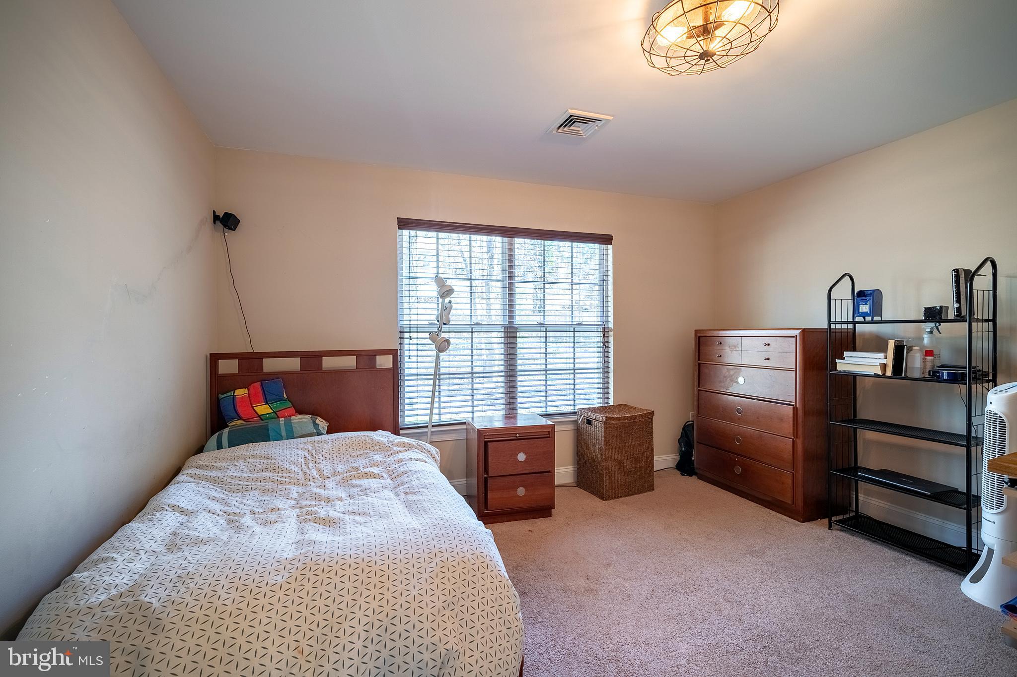 32 Jacobs Creek Road Ewing, NJ 08628 - Photo 42 of 54 Gallery Image 42