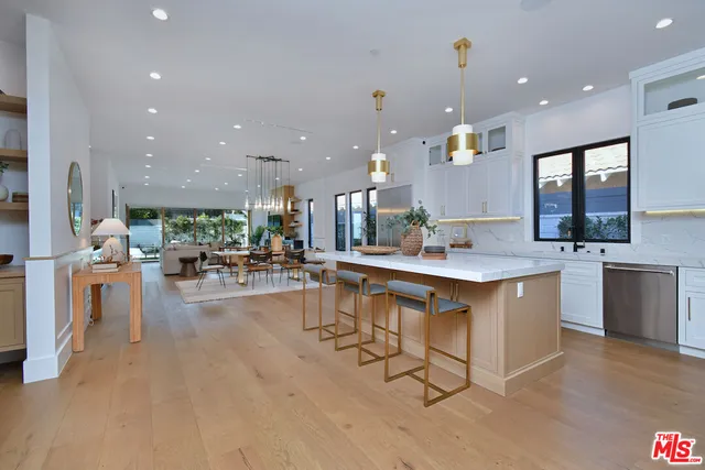 $2,675,000 | 4809 Genesta Avenue, Encino, CA 91316