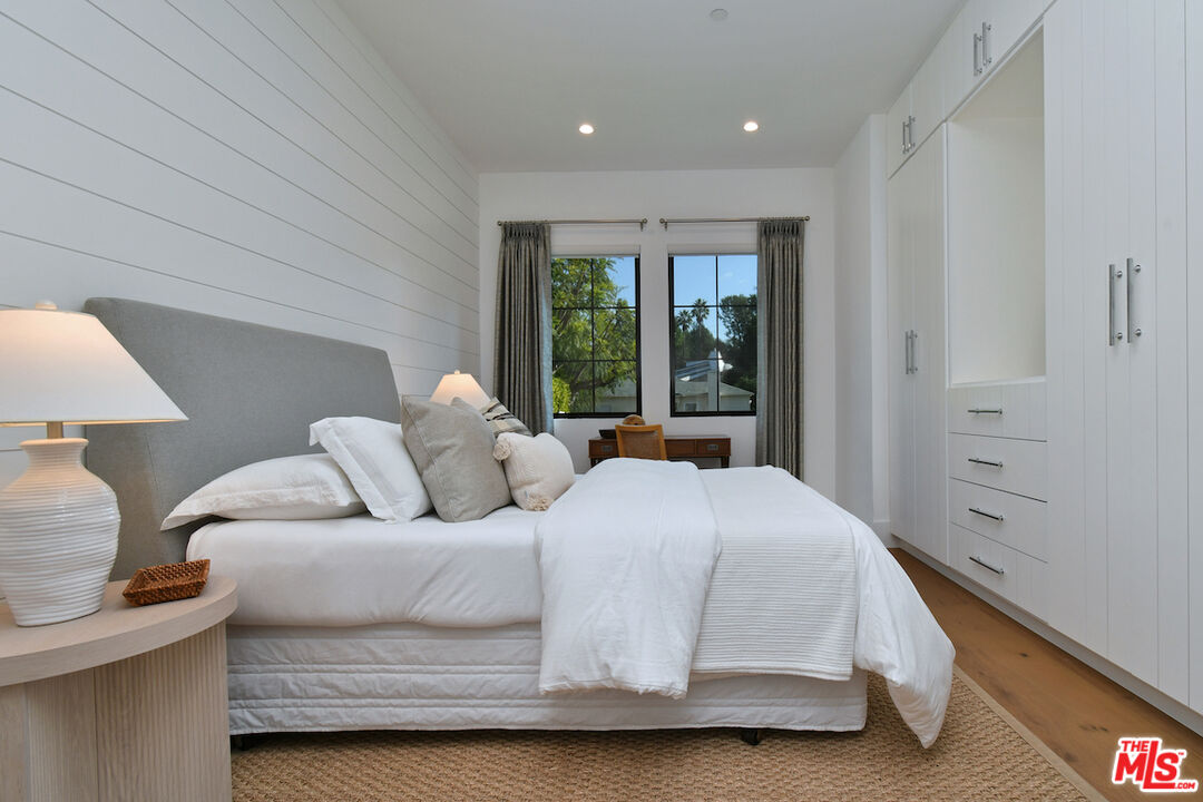 4809 Genesta Avenue Encino, CA 91316 - Photo 31 of 52