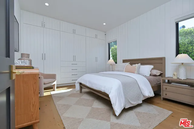 $2,675,000 | 4809 Genesta Avenue, Encino, CA 91316