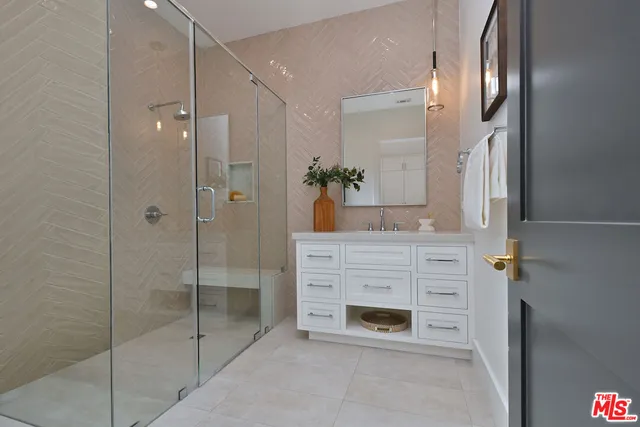 $2,675,000 | 4809 Genesta Avenue, Encino, CA 91316