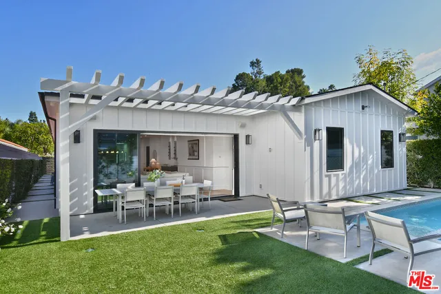 $2,675,000 | 4809 Genesta Avenue, Encino, CA 91316