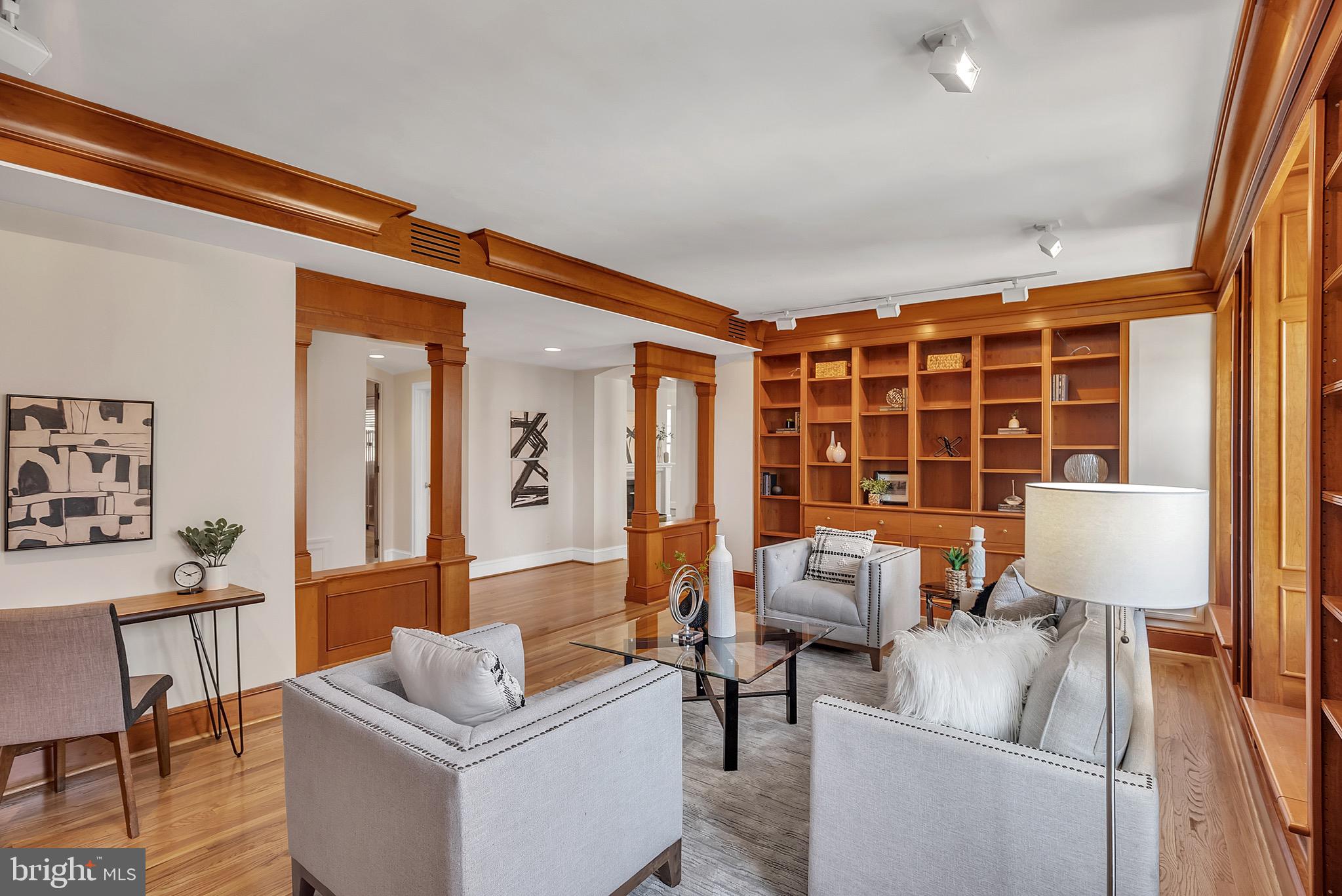 1800 Rittenhouse Square, Unit 1401 Philadelphia, PA 19103 - Photo 5 of 20 Den