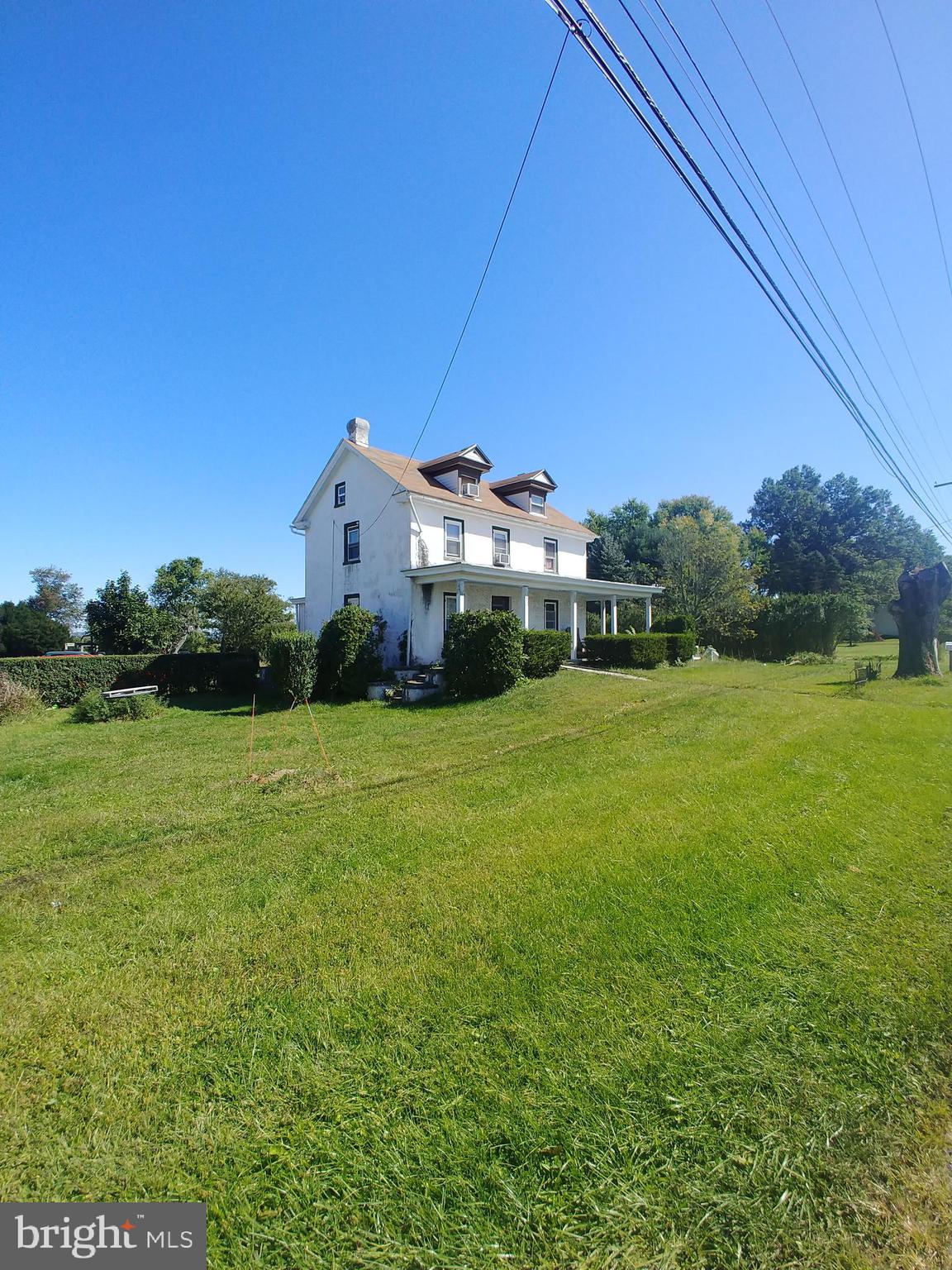 425 Ridge Road Spring City, PA 19475 - Photo 2 of 32