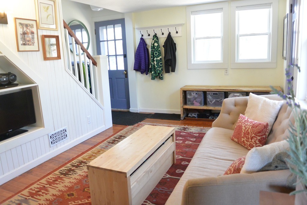 5 Hospital Road Medfield, MA 02052 - Photo 10 of 26 Gallery Image 10
