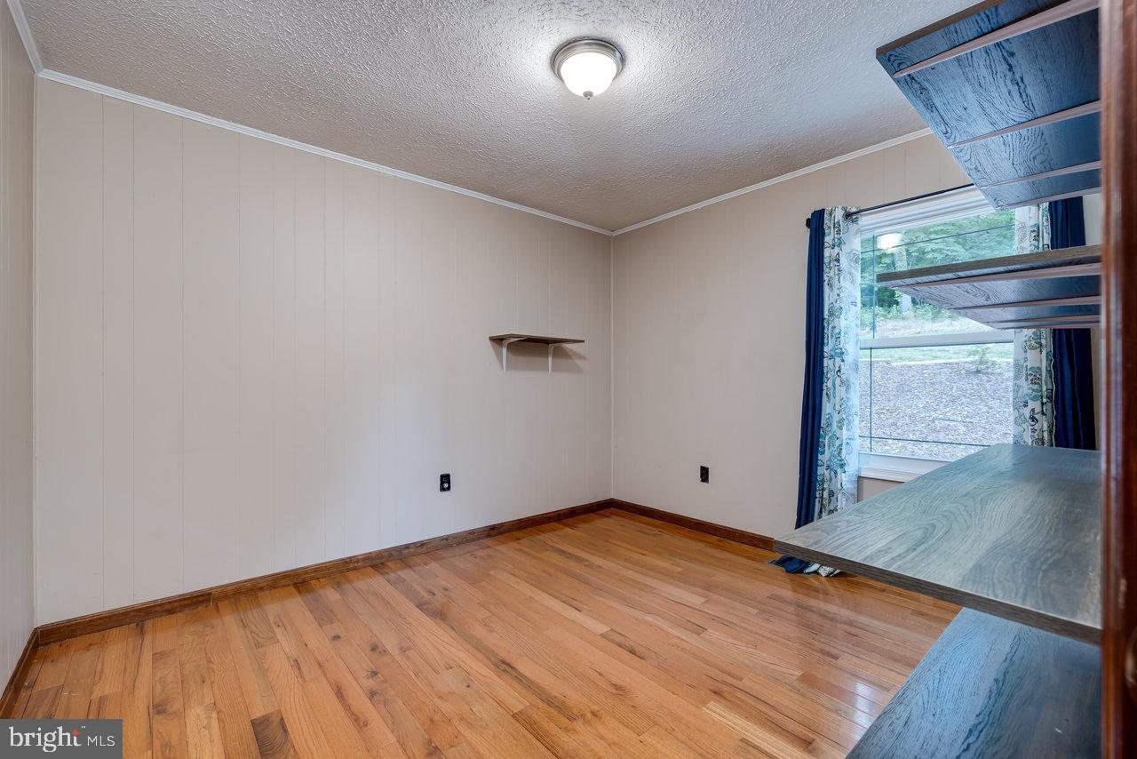3368 Swover Creek Road Edinburg, VA 22824 - Photo 15 of 95