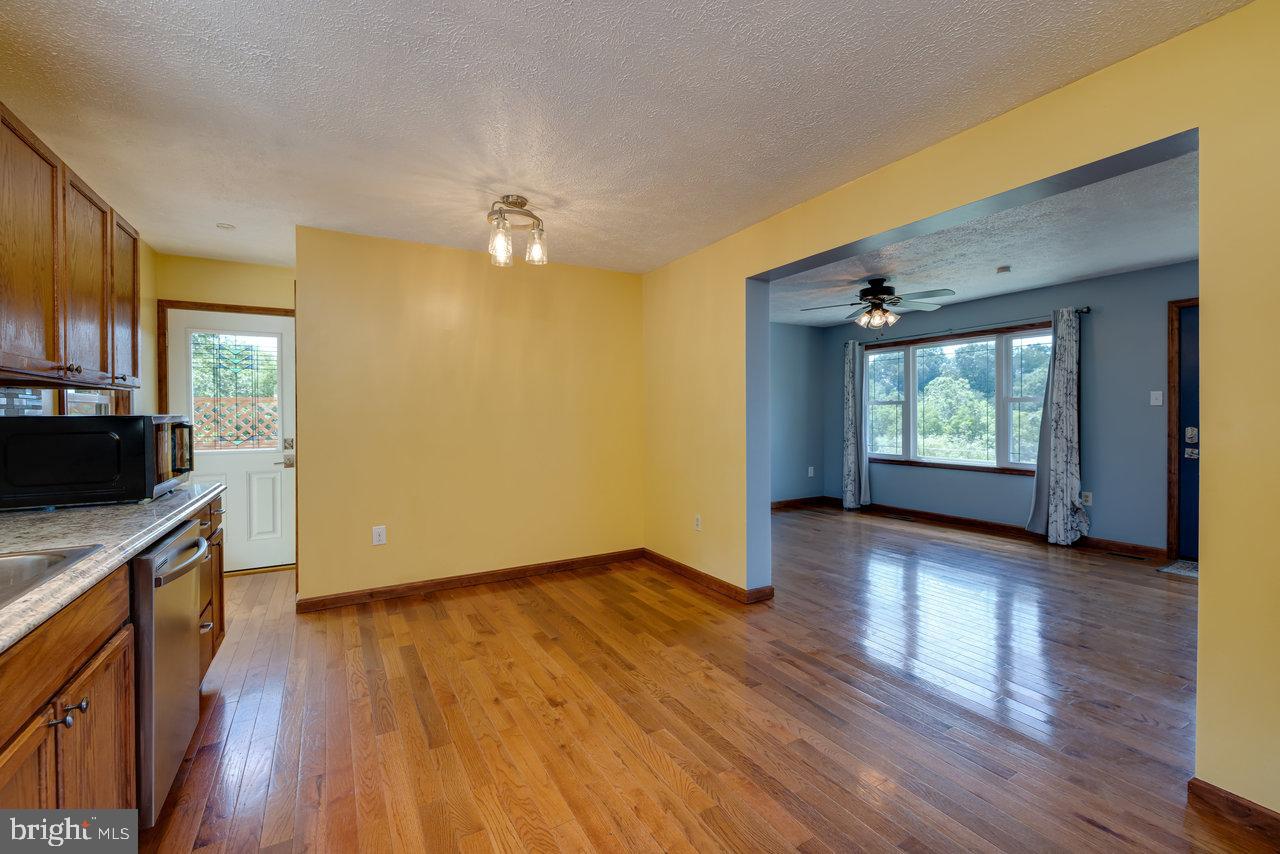 3368 Swover Creek Road Edinburg, VA 22824 - Photo 6 of 95