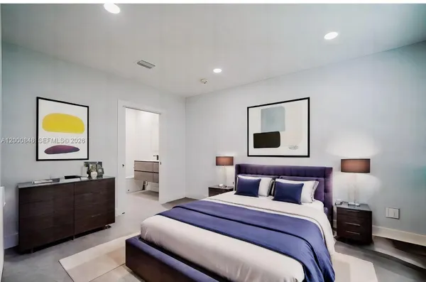 $2,100,000 | 8390 Southwest 64th Street, Miami, FL 33143