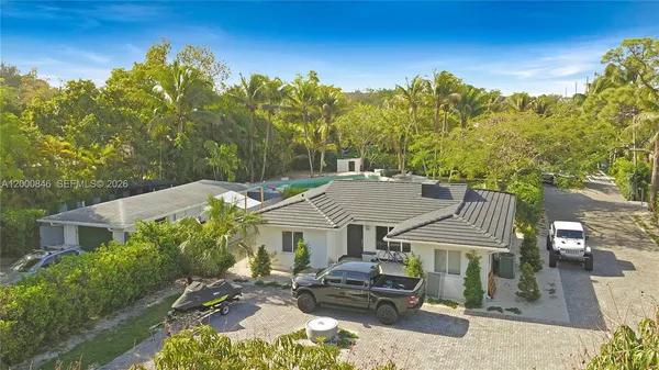 $2,100,000 | 8390 Southwest 64th Street, Miami, FL 33143