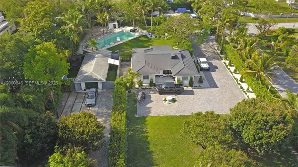 $2,100,000 | 8390 Southwest 64th Street, Miami, FL 33143