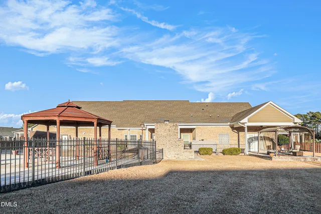 $650,000 | 2812 Guildsmen Court, Fayetteville, NC 28306