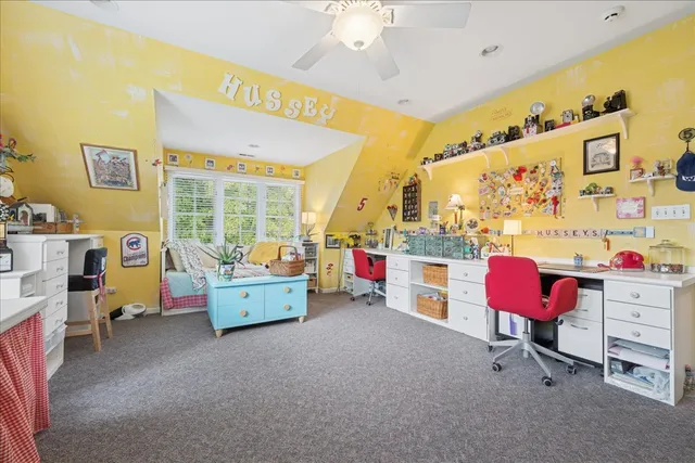 $1,150,000 | 15 Mulberry Drive, Hawthorn Woods, IL 60047