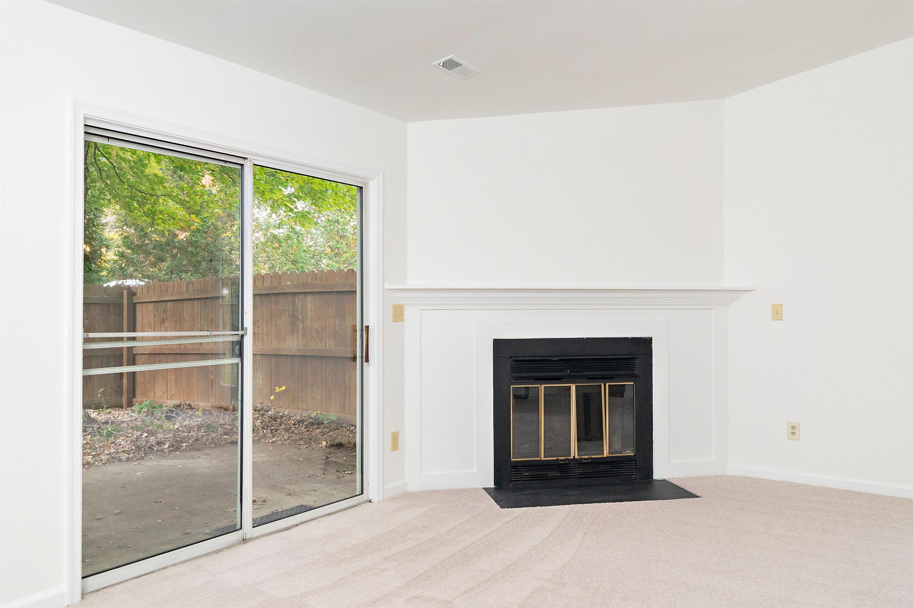 2247 Alpine Road, Unit 2247 Durham, NC 27707 - Photo 19 of 26 Living Room
