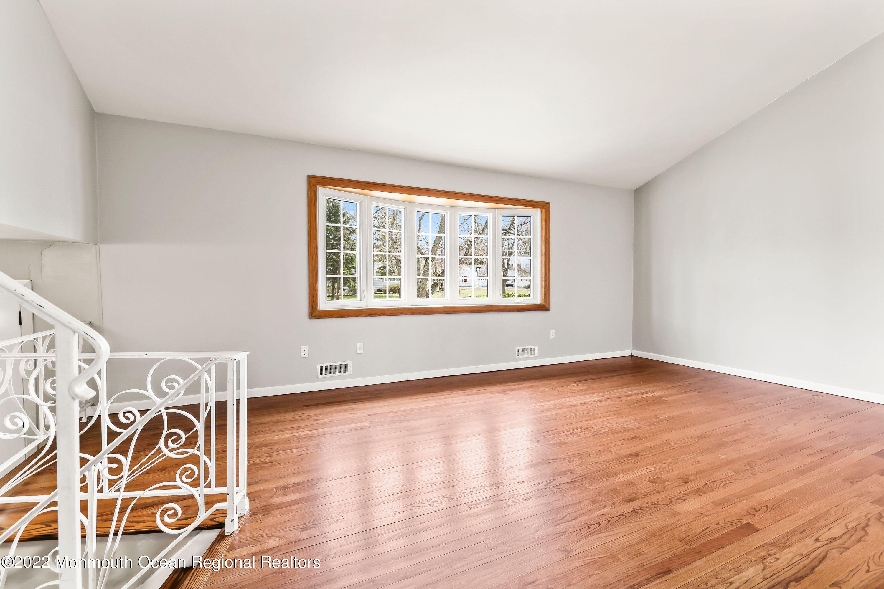 151 Cherry Tree Lane Middletown, NJ 07748 - Photo 8 of 32 atHwh2Ss