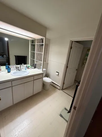 $274,900 | 910 Elizabeth Court, Mount Pleasant, MI 48858