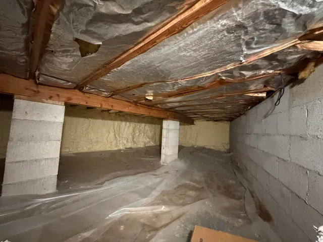 $274,900 | 910 Elizabeth Court, Mount Pleasant, MI 48858