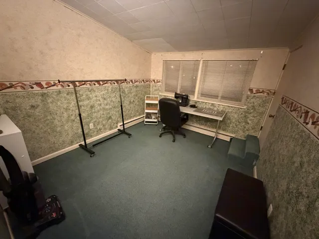 $274,900 | 910 Elizabeth Court, Mount Pleasant, MI 48858